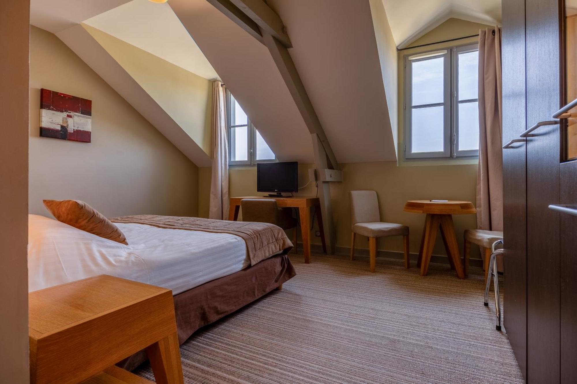Hotel Et Spa Du Chateau Lagord Pokoj fotografie